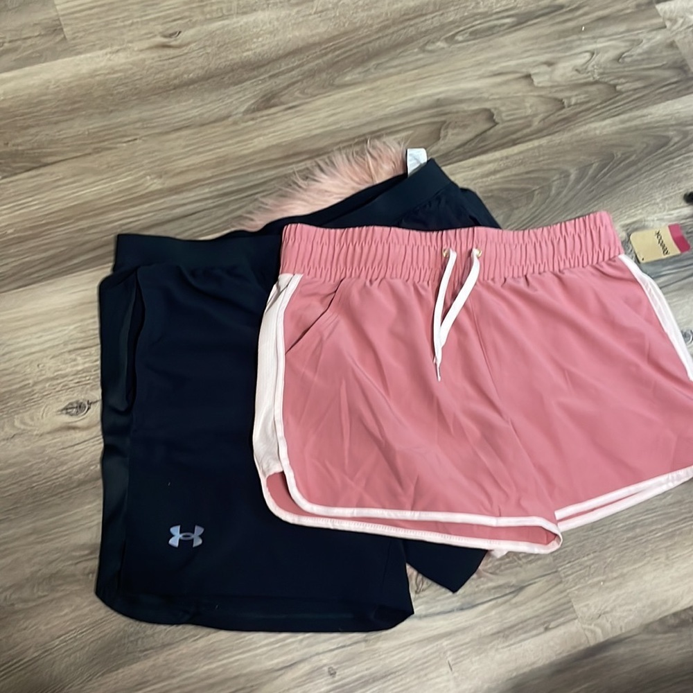 Bundle athletic short size XL pink and black